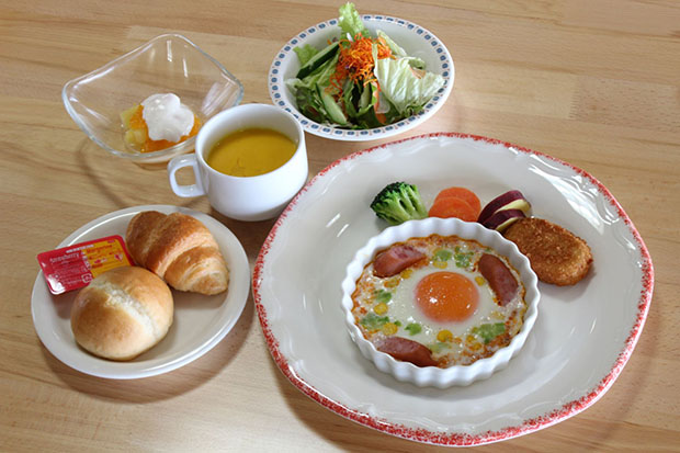 朝食「洋食」500円